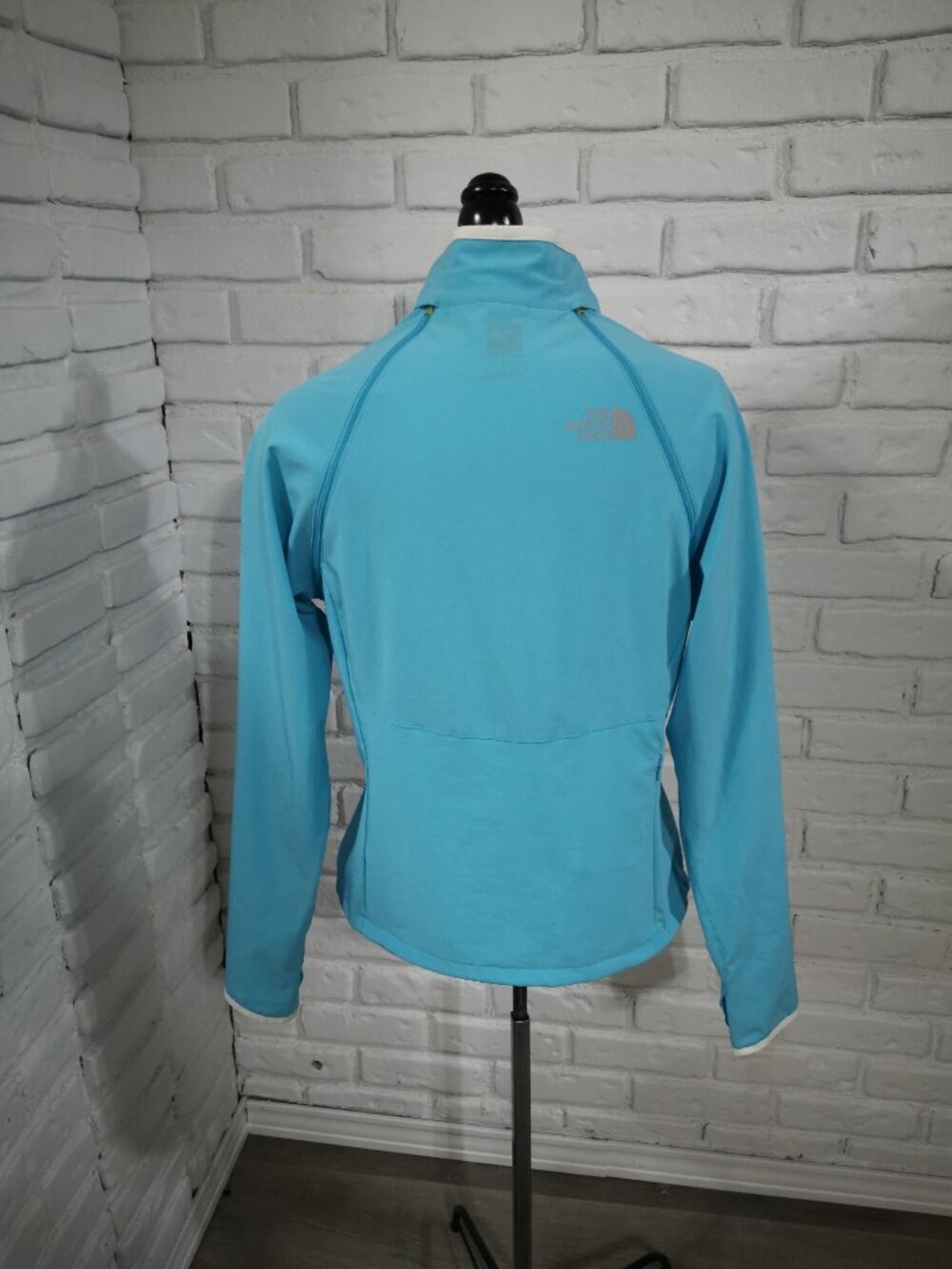 The North Face Ladies Size Large Turquoise Removable Sleeves Full Zip Jacket - Picture 2 of 15